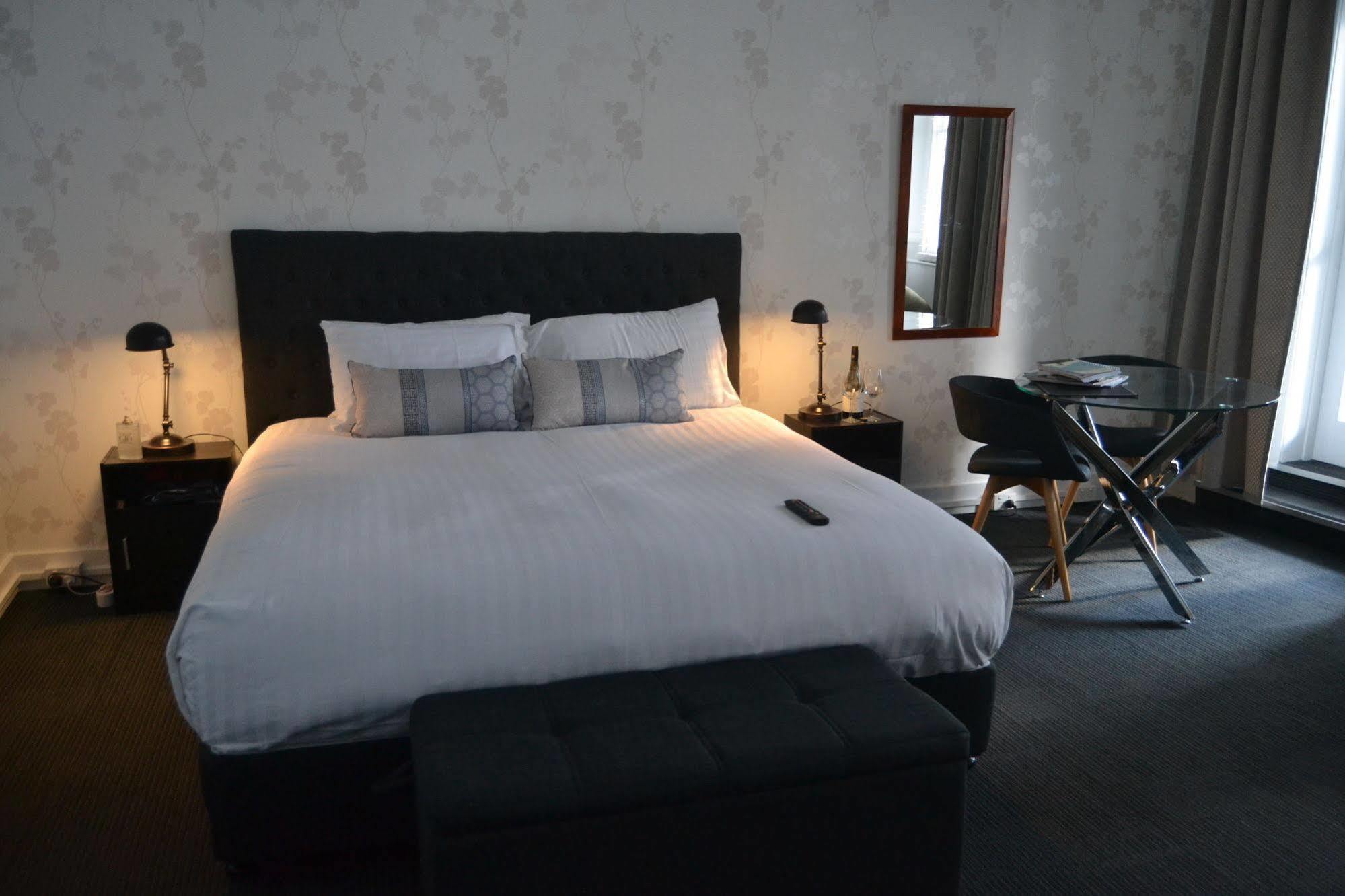 Argyle Accommodation โฮบาร์ต ภายนอก รูปภาพ